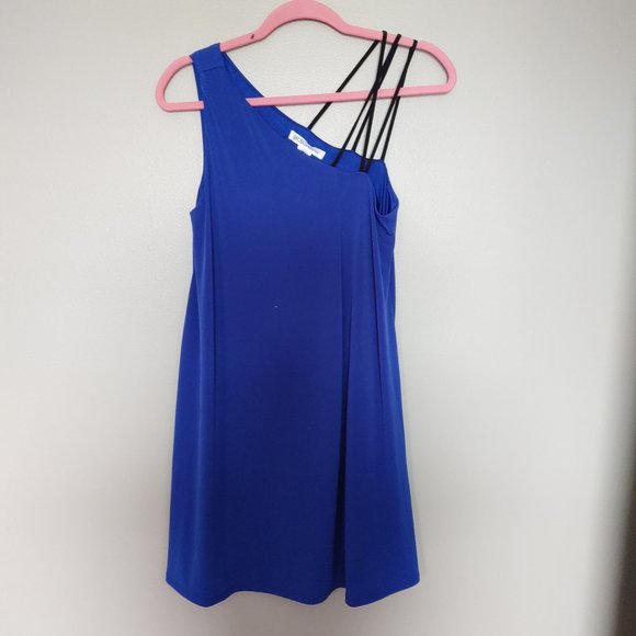 BCBGeneration Royal Blue off the shoulder detail - Picture 1 of 3